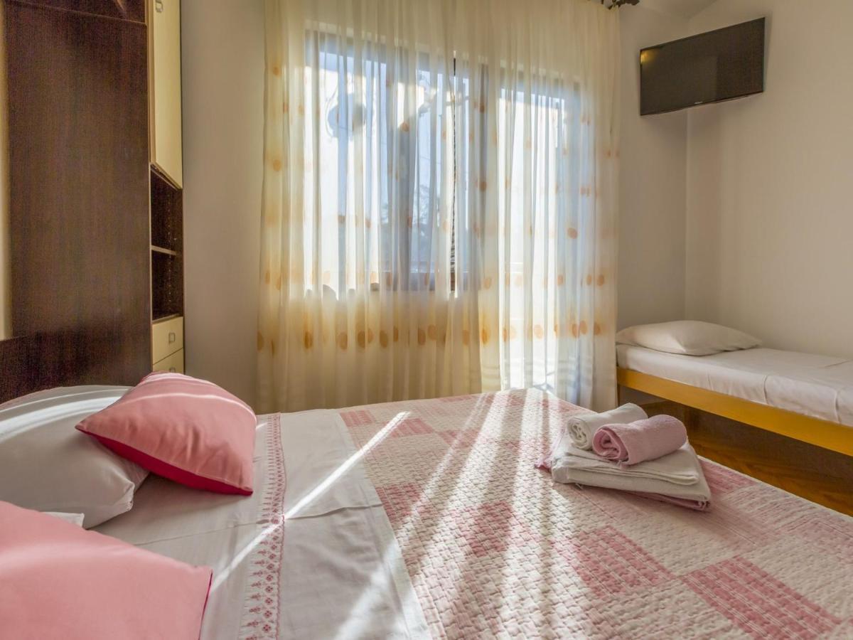 Rooms Zeljka 2 Цриквениця Екстер'єр фото